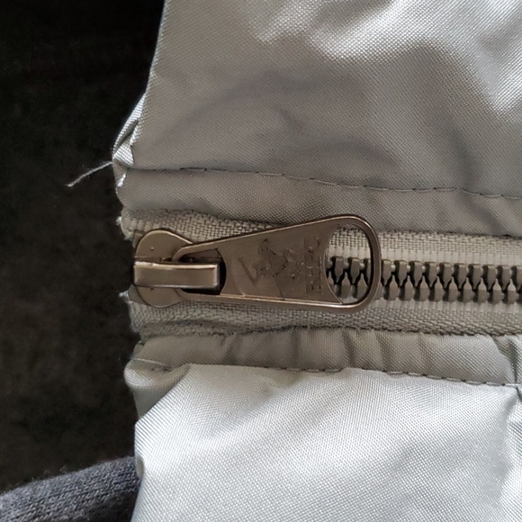 Beverly Hills Polo Club Vest - Picture 3 of 7